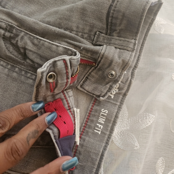 Kids slim fit wrangler jeans with oversized pockets urban retro style size 6 reg - Picture 6 of 11